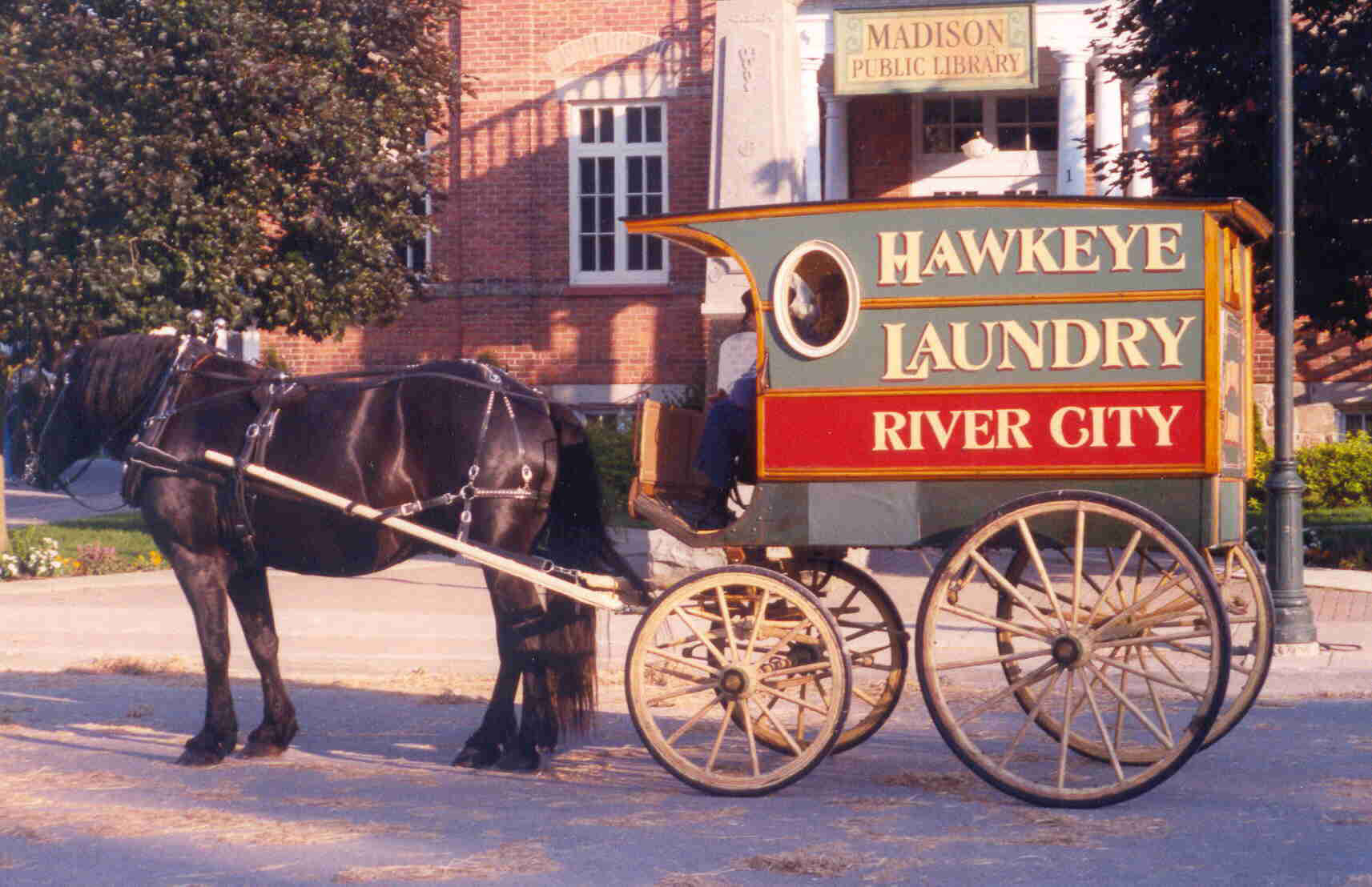 laundry wagon